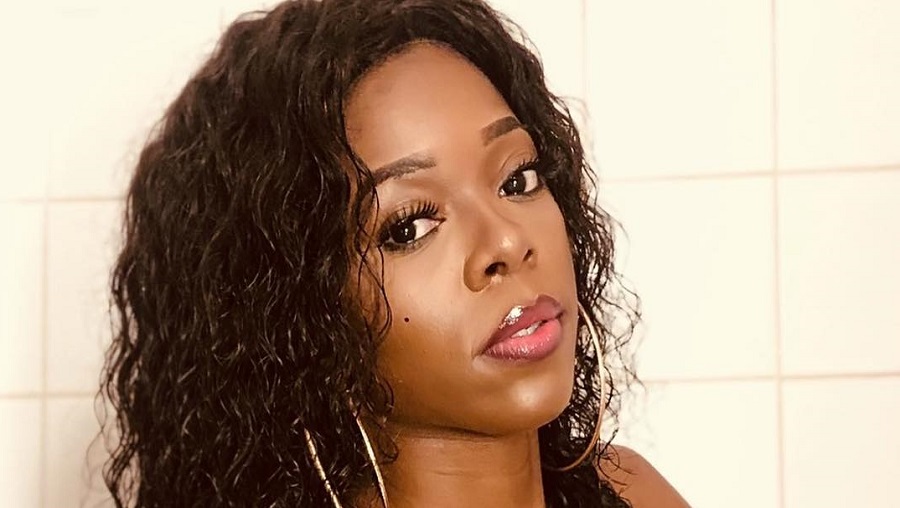 Ruby comédienne: ses photos volées et utilisées sur un site de prostitution