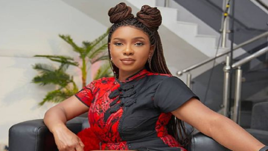 Yemi Alade révèle pourquoi Beyoncé ne peut pas faire de tournée en Afrique