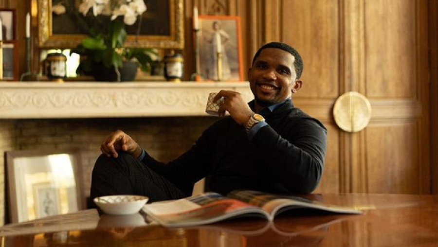 Un collectif d’artiste chante pour Samuel Eto’o