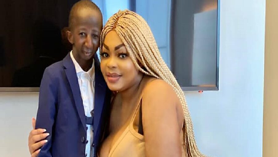 Grand P demande Eudoxie Yao en mariage en direct à la télévision